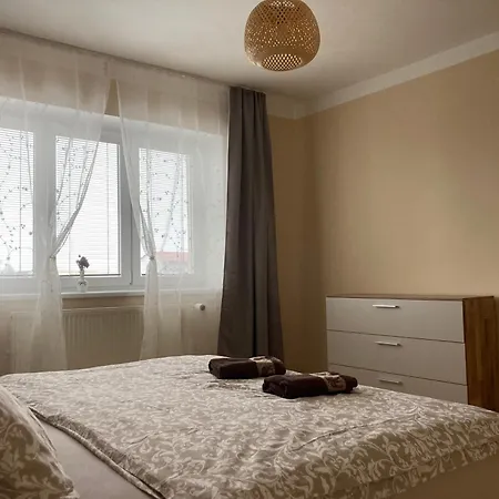 In The Garden Apartman *